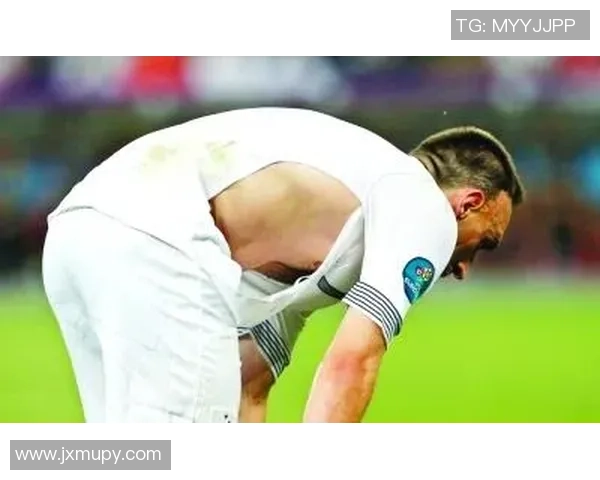 足球球星鼻涕背后的故事:从赛场到健康秘密的独特探索 足球球星鼻涕背后的故事:从赛场到健康秘密的独特探索